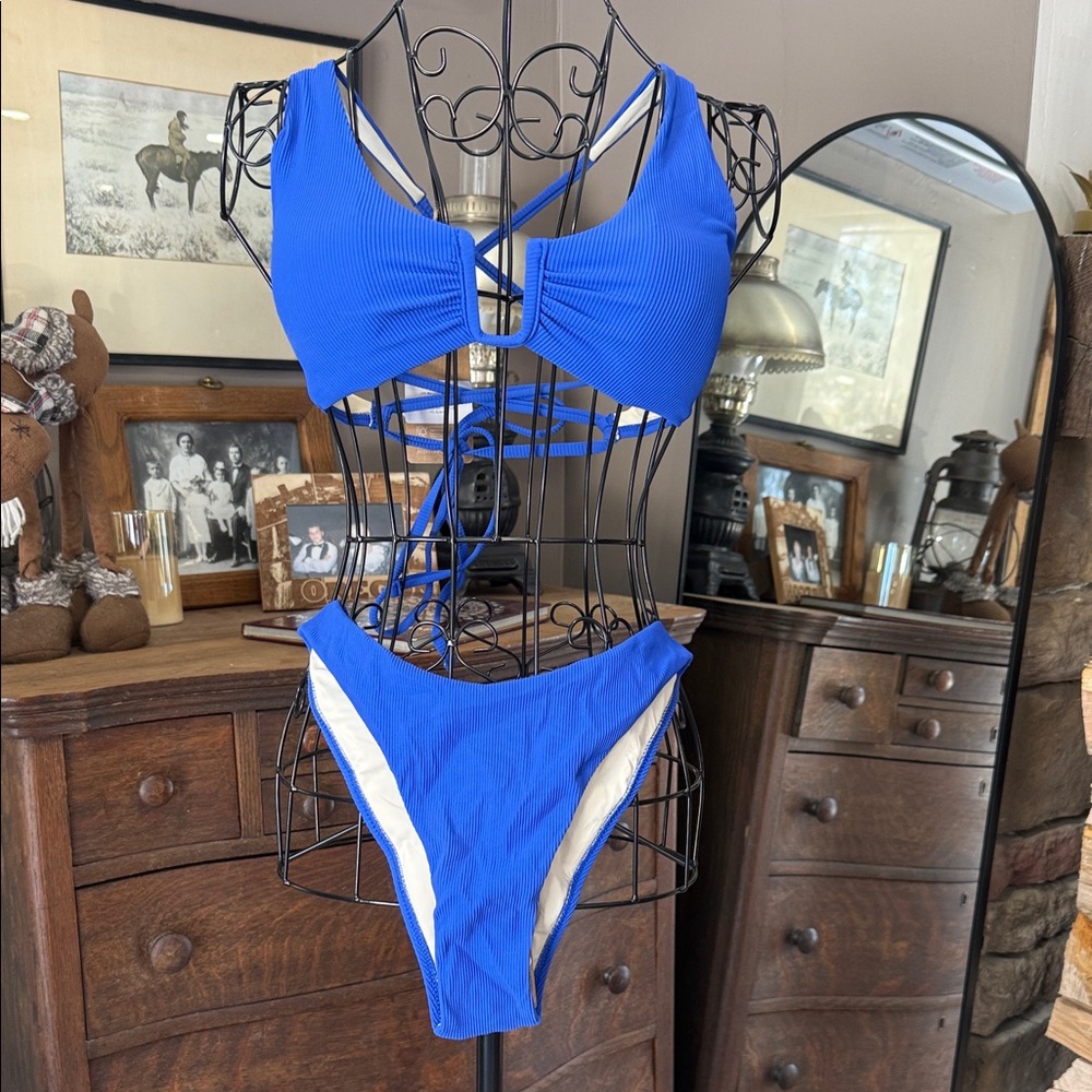 Stylish Blue Bikini Set